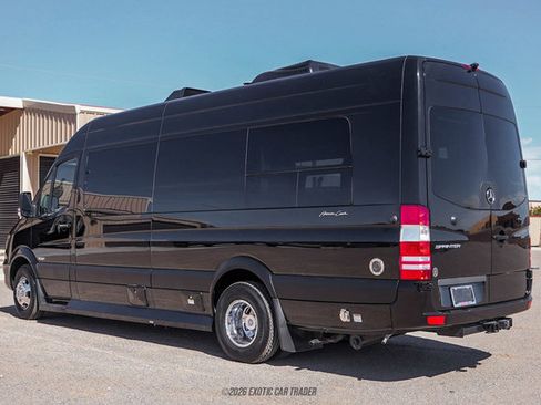 Used 2017 Mercedes-Benz Sprinter 3500 image 6