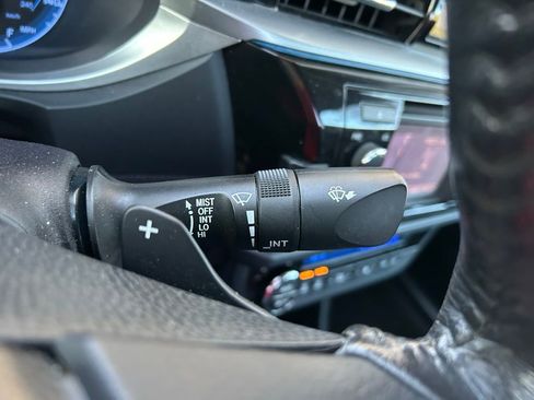 Used 2016 Toyota Corolla S image 19