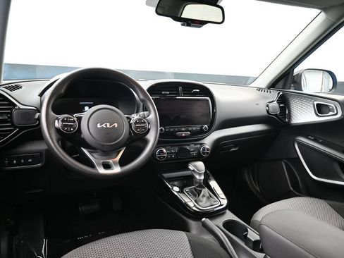 Certified 2024 Kia Soul S FWD image 11