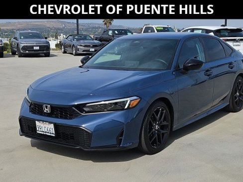 Used 2025 Honda Civic Sport image 1