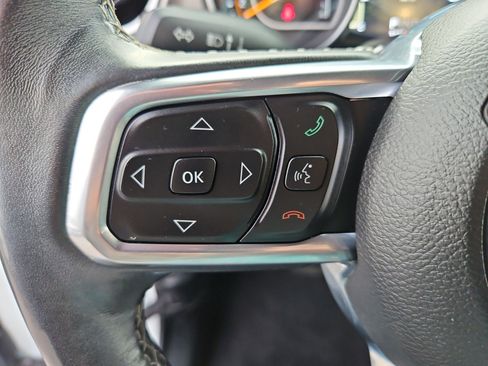 Used 2019 Jeep Wrangler Unlimited Sahara w/ Safety Group image 19