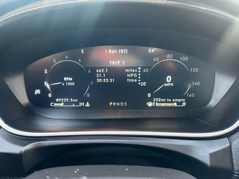 Used 2019 Lincoln Nautilus Premier AWD/4WD image 12