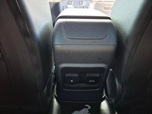 Used 2023 Ford Bronco Wildtrak AWD/4WD image 17