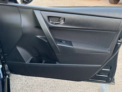 Used 2019 Toyota Corolla LE w/ Carpet Mat Package (TMS) FWD image 16