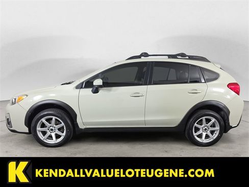 Used 2017 Subaru Crosstrek 2.0i Premium image 2