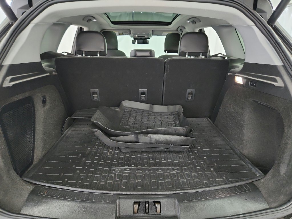 Used 2022 Lincoln Corsair AWD w/ Premium Package image 33