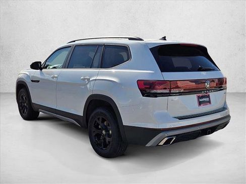 New 2026 Volkswagen Atlas Peak Edition AWD/4WD image 9