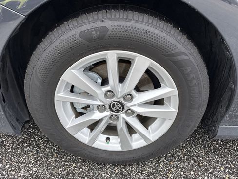 Used 2025 Toyota Camry LE FWD image 10