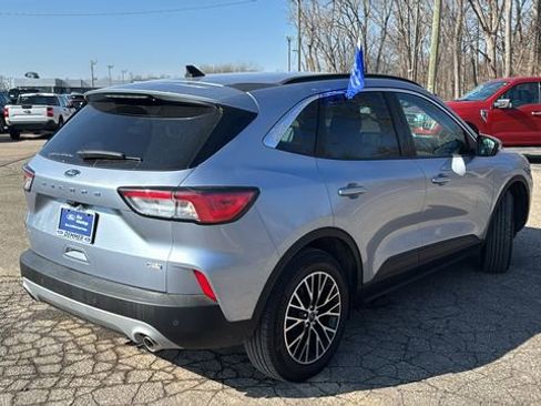 Certified 2022 Ford Escape SEL w/ Technology Package image 4