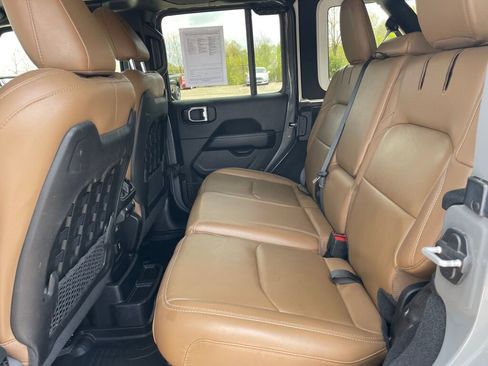 Used 2021 Jeep Wrangler Unlimited Rubicon 4xe w/ Steel Bumper Group AWD/4WD image 24