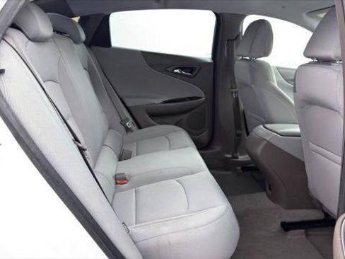 Used 2020 Chevrolet Malibu LS w/ Driver Confidence Package II FWD image 19
