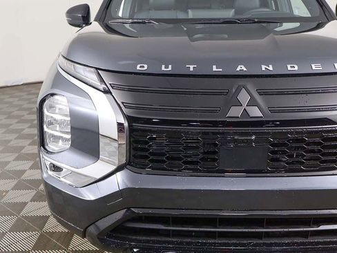 New 2026 Mitsubishi Outlander LE FWD image 13
