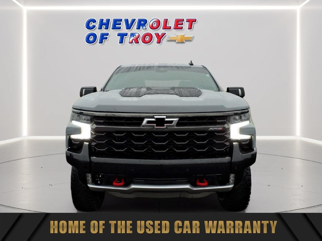 Used 2025 Chevrolet Silverado 1500 ZR2 w/ Technology Package AWD/4WD image 2