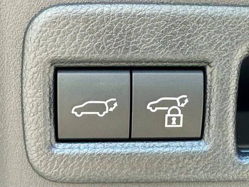 New 2026 Subaru Solterra Premium image 32