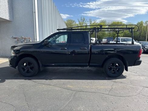 Used 2014 RAM 1500 Express w/ Black Ram 1500 Express Group AWD/4WD image 5