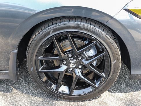 Used 2025 Honda Civic Sport image 7