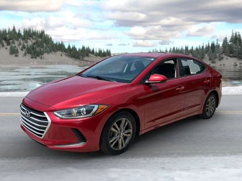Used 2018 Hyundai Elantra SEL FWD image 3