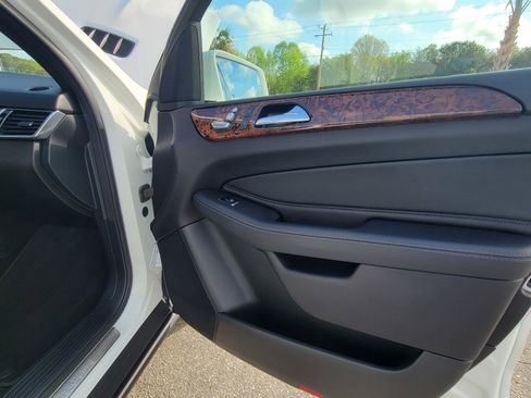 Used 2016 Mercedes-Benz GLE 350 4MATIC w/ Premium Package image 43