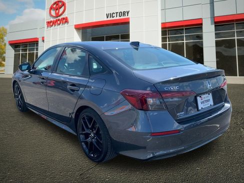 Used 2025 Honda Civic Sport image 5