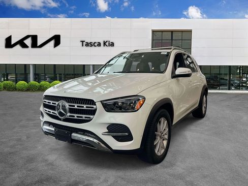Used 2024 Mercedes-Benz GLE 350 4MATIC image 2