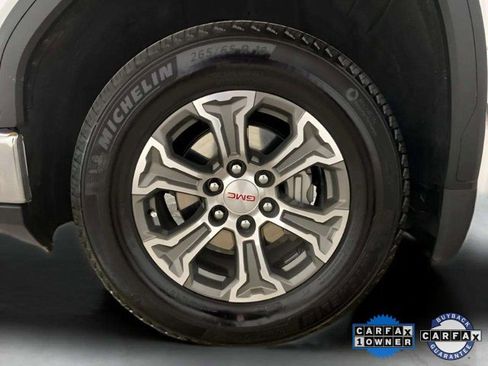 Used 2025 GMC Sierra 1500 SLT image 23