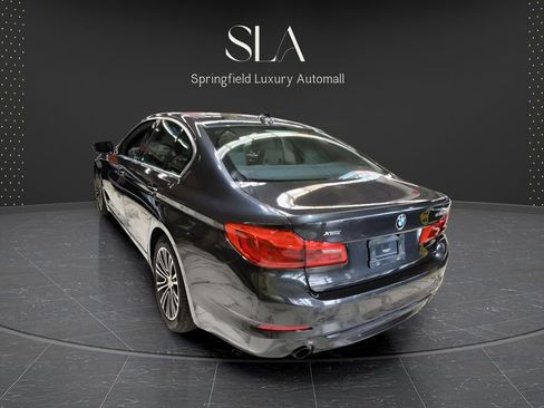 Used 2019 BMW 530i xDrive AWD/4WD image 8