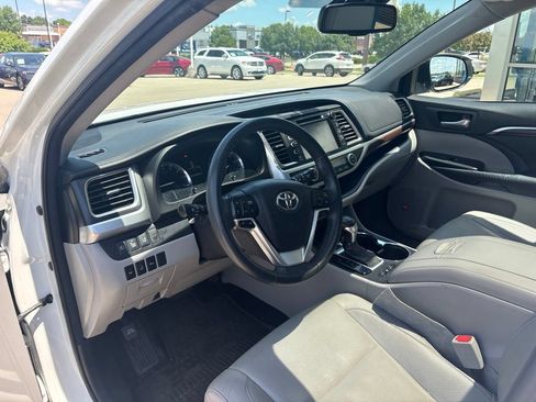 Used 2016 Toyota Highlander Limited Platinum w/ Protection Package #3 AWD/4WD image 12