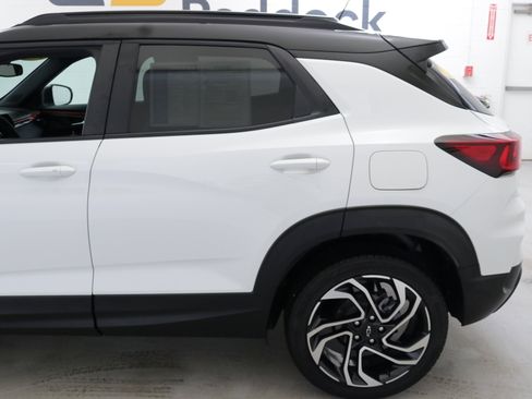 Certified 2024 Chevrolet TrailBlazer RS w/ Convenience Package image 5