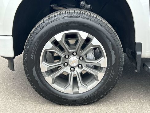 Used 2023 Chevrolet Silverado 1500 High Country AWD/4WD image 33