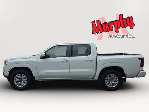 Used 2022 Nissan Frontier SV w/ SV Premium Package RWD image 5