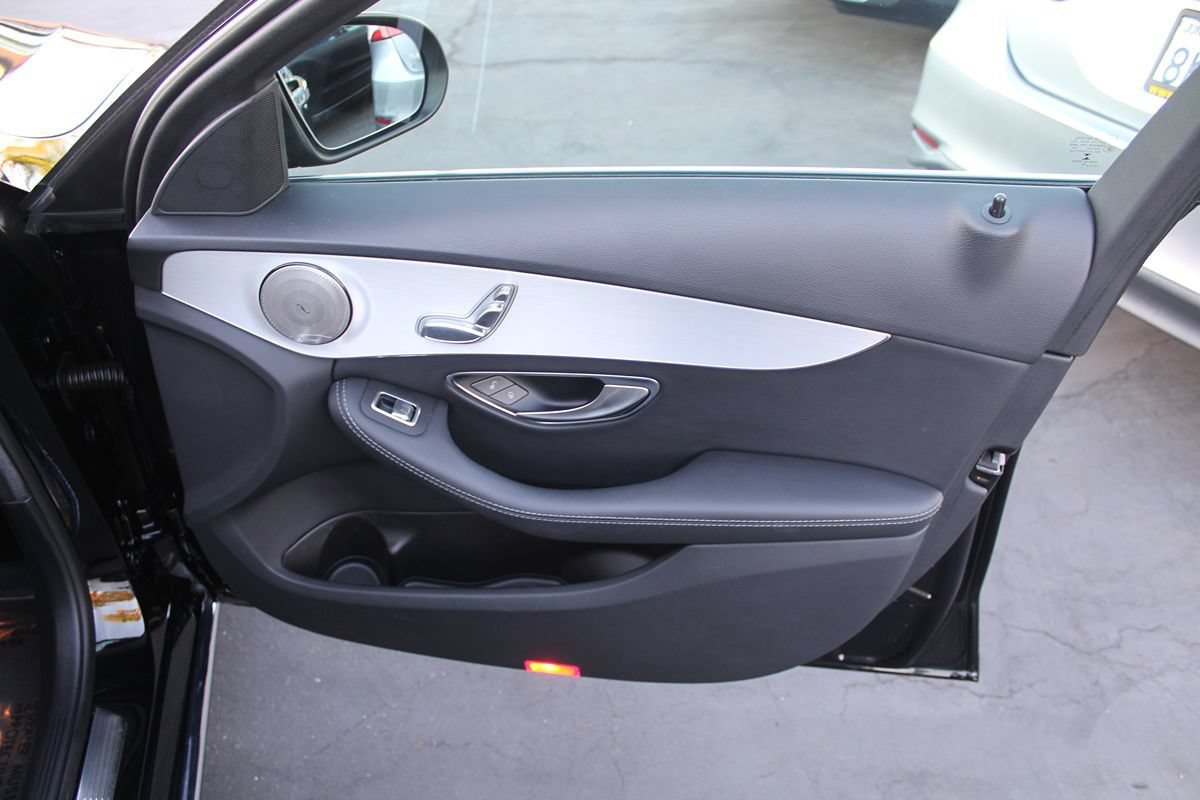 Used 2019 Mercedes-Benz C 300 Sedan image 20