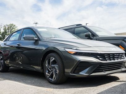 New 2025 Hyundai Elantra Sport