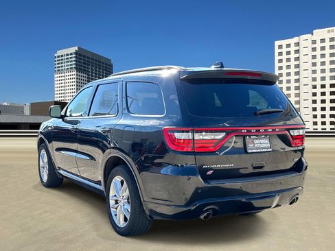 Used 2023 Dodge Durango GT image 3
