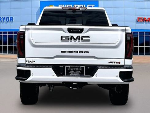 New 2026 GMC Sierra 2500 AT4 w/ AT4 Premium Plus Package AWD/4WD image 4