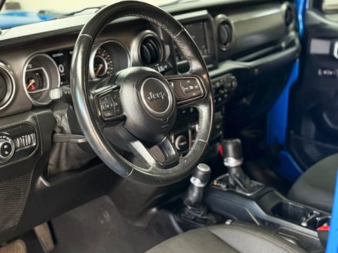 Used 2020 Jeep Gladiator Sport w/ Quick Order Package 24S image 12