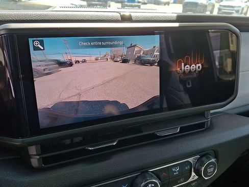 New 2026 Jeep Gladiator Sport image 12