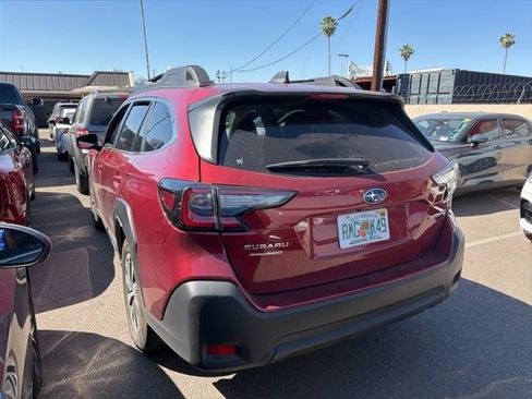 Used 2025 Subaru Outback Premium image 5