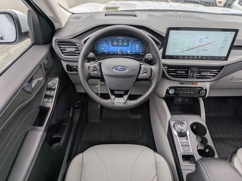 New 2026 Ford Escape SE w/ PHEV Premium Package image 16