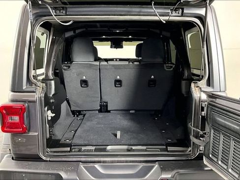 Used 2024 Jeep Wrangler Unlimited Rubicon w/ Convenience Group image 29