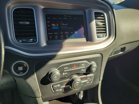Used 2022 Dodge Charger SXT image 13