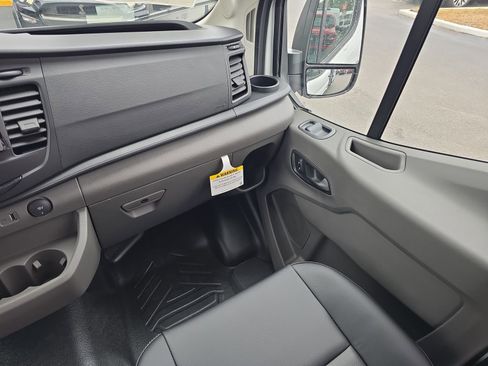 New 2026 Ford Transit 150 148 Medium Roof RWD image 12