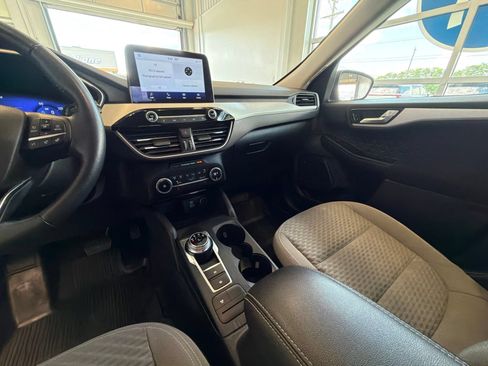 Used 2020 Ford Escape SE Sport FWD image 22