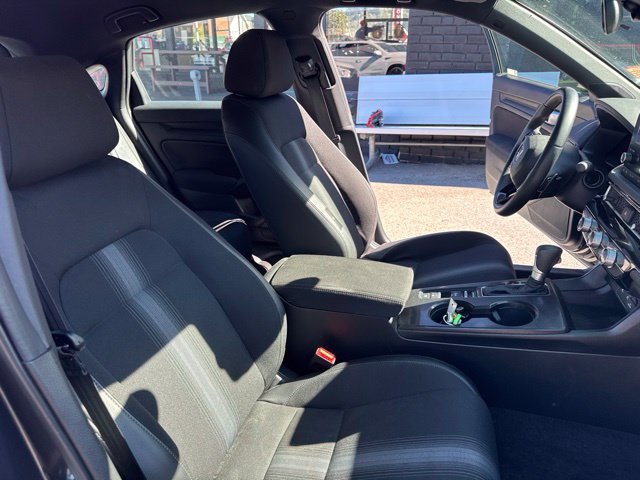 Used 2025 Honda Civic Sport image 14