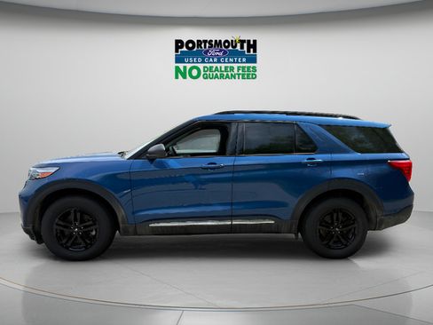 Certified 2022 Ford Explorer XLT w/ Class IV Trailer Tow Package AWD/4WD image 2