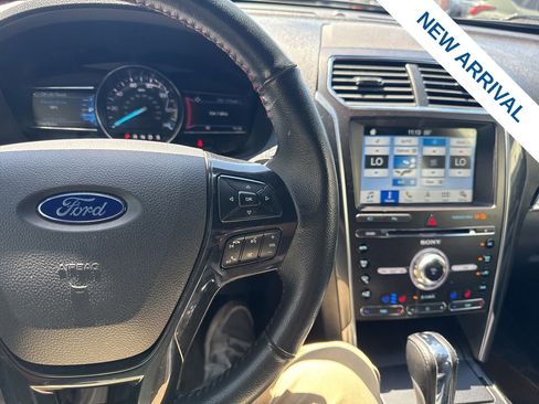 Used 2018 Ford Explorer Sport w/ Equipment Group 401A AWD/4WD image 25