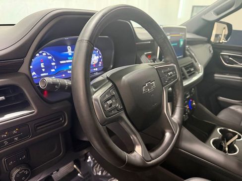 Used 2024 Chevrolet Tahoe Z71 w/ Luxury Package AWD/4WD image 18