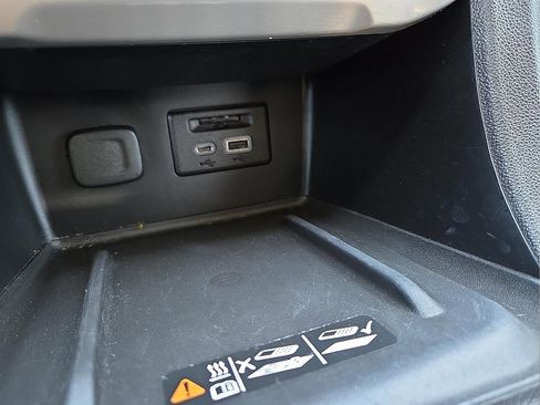 Certified 2020 GMC Acadia Denali w/ LPO, Floor Liner Package image 21