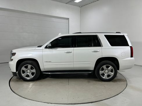 Used 2019 Chevrolet Tahoe Premier AWD/4WD image 22