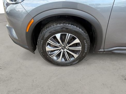 Used 2023 INFINITI QX60 Pure AWD/4WD image 9