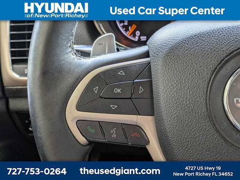 Used 2014 Jeep Grand Cherokee Laredo w/ Security & Convenience Group AWD/4WD image 32